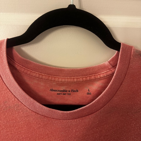 Abercrombie & Fitch Red/Pink Short Sleeve Shirt - Picture 3 of 3